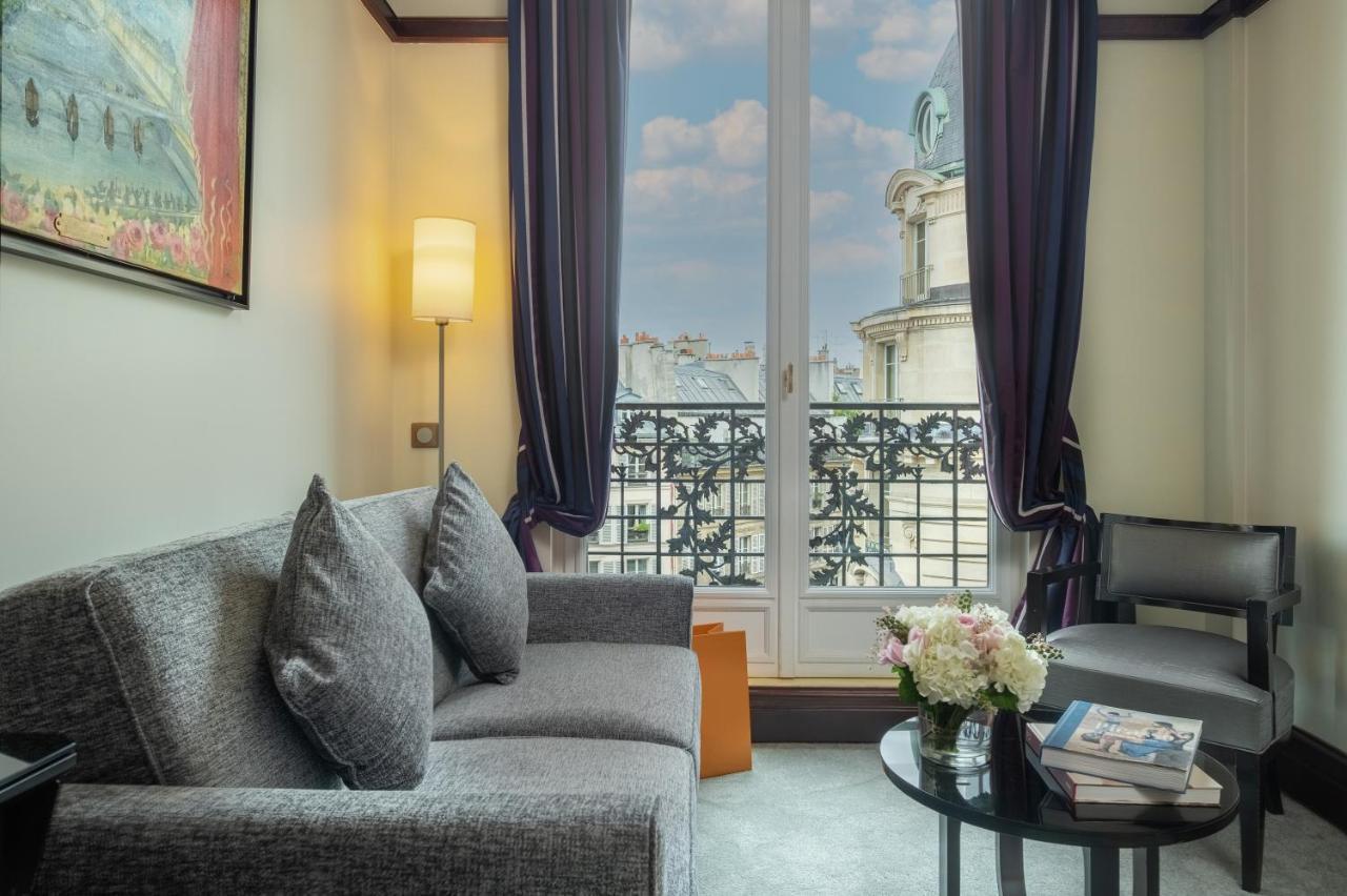 Hotel Pont Royal Paris Luaran gambar A suite at the hotel