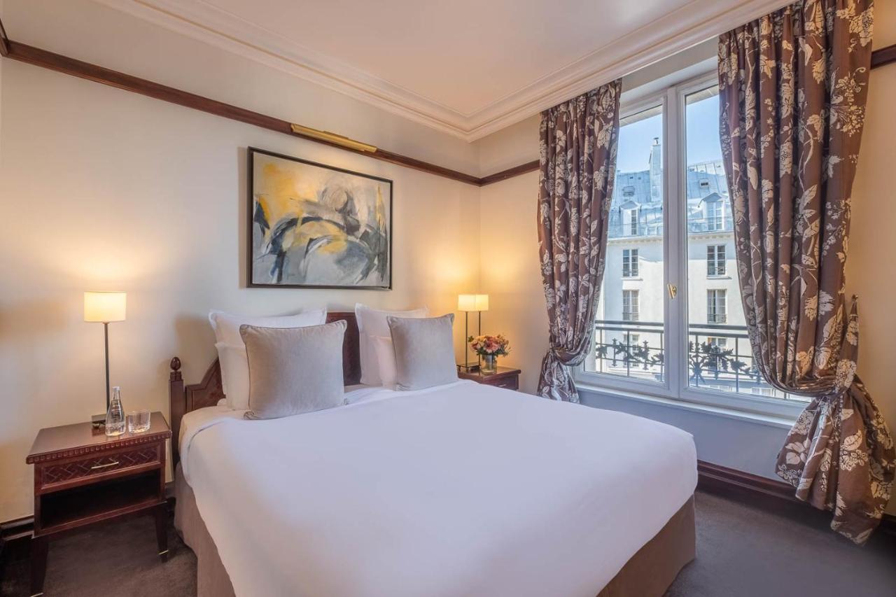 Hotel Pont Royal Paris Luaran gambar A room at the hotel